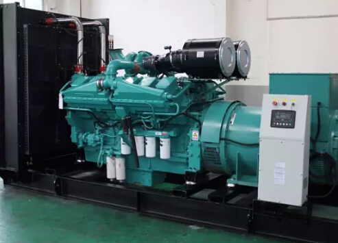 顺城发电机如何选择合适的除垢剂来清洗水冷式机油散热器？